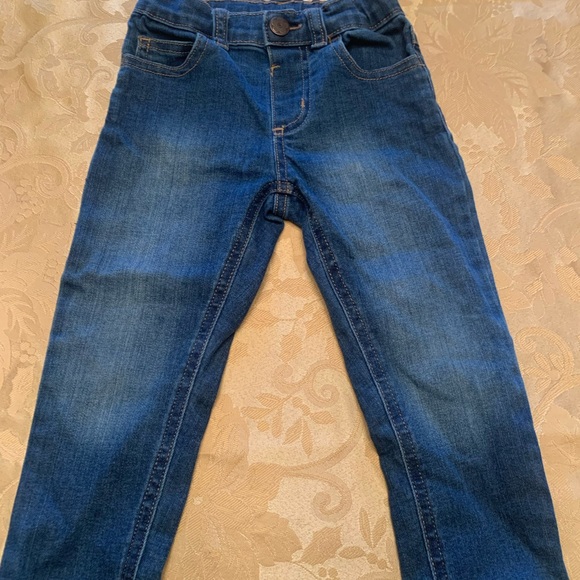 Cute little girl separates sz3t - Picture 9 of 12